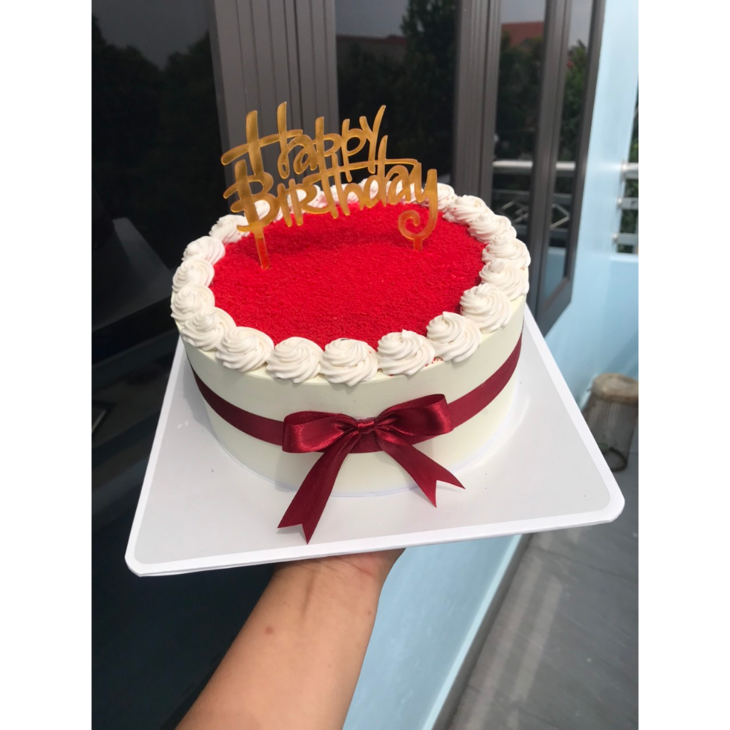 Bánh giả giống thật 100%, Trưng bày thay bánh thật.