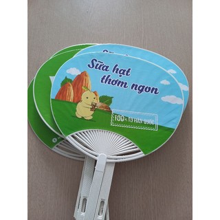 Quạt nhựa cầm tay