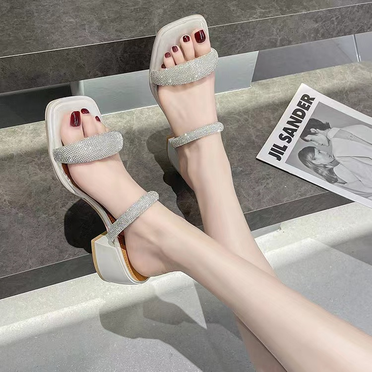 Giày nữ gót vuông dáng sandal big size 40 - 42