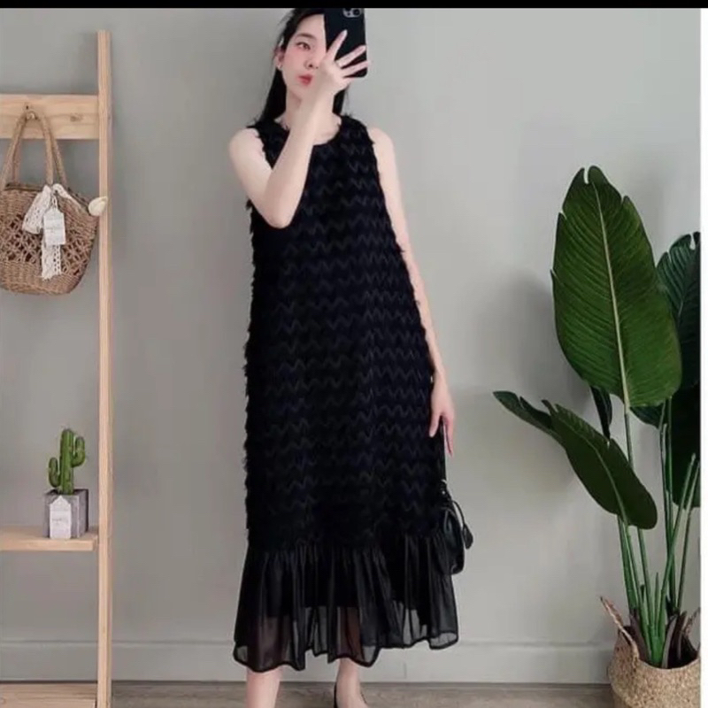 Váy lông vũ sát nách khóa kéo sau 3m có túi hông siêu hot