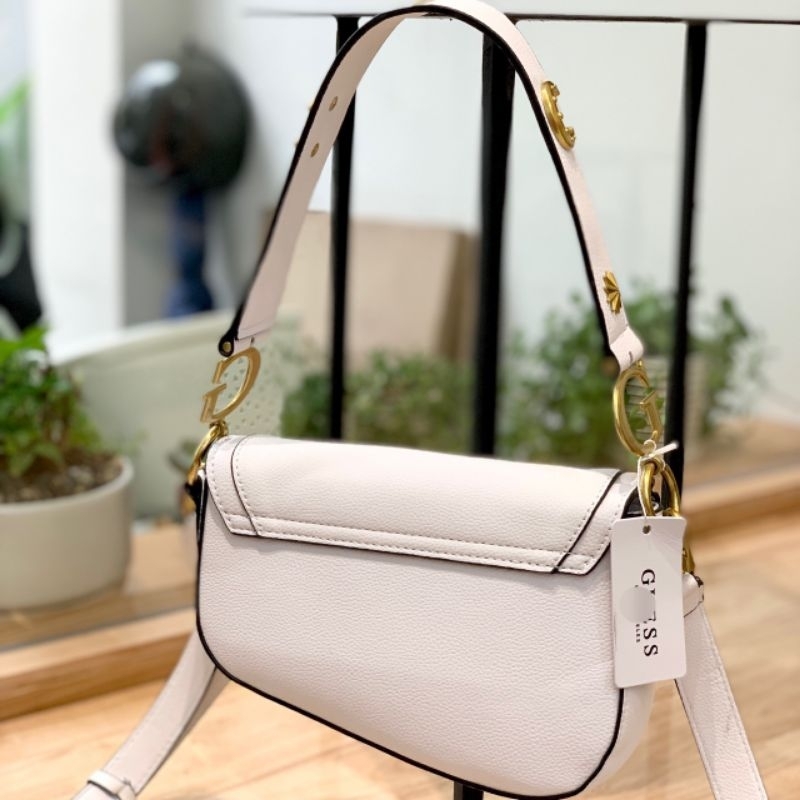 TÚA GUESS DREAM FLAP YÊN NGỰA