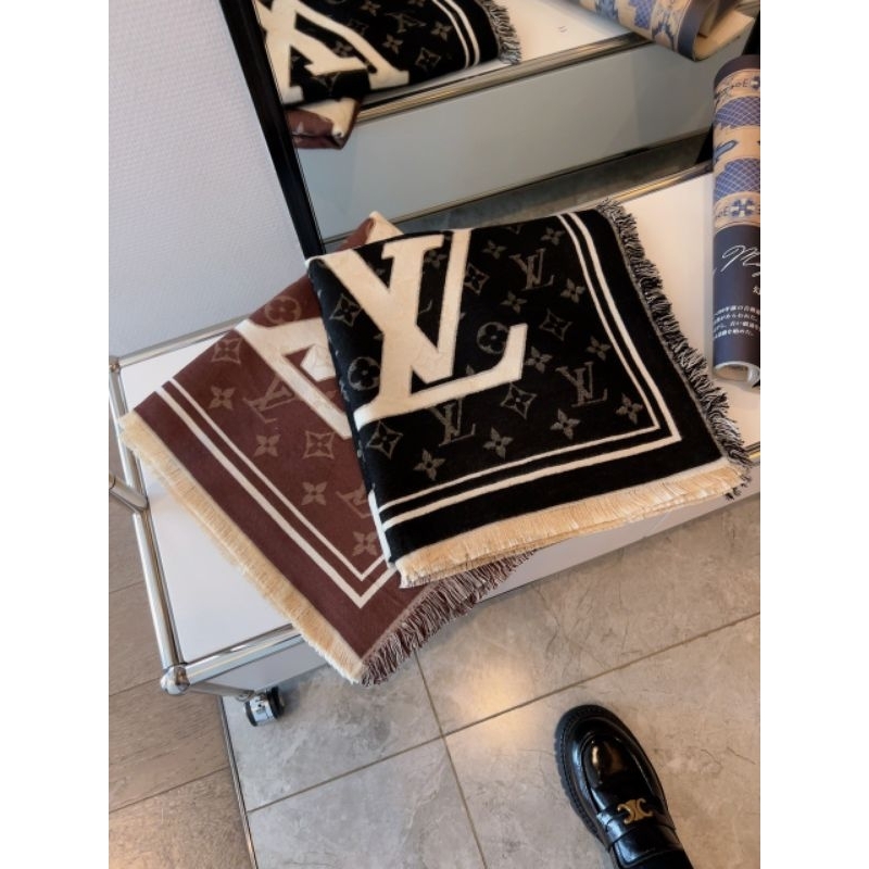 Khăn Choàng Dạ Thỏ Lv Vuông 140x140cm Cao Cấp