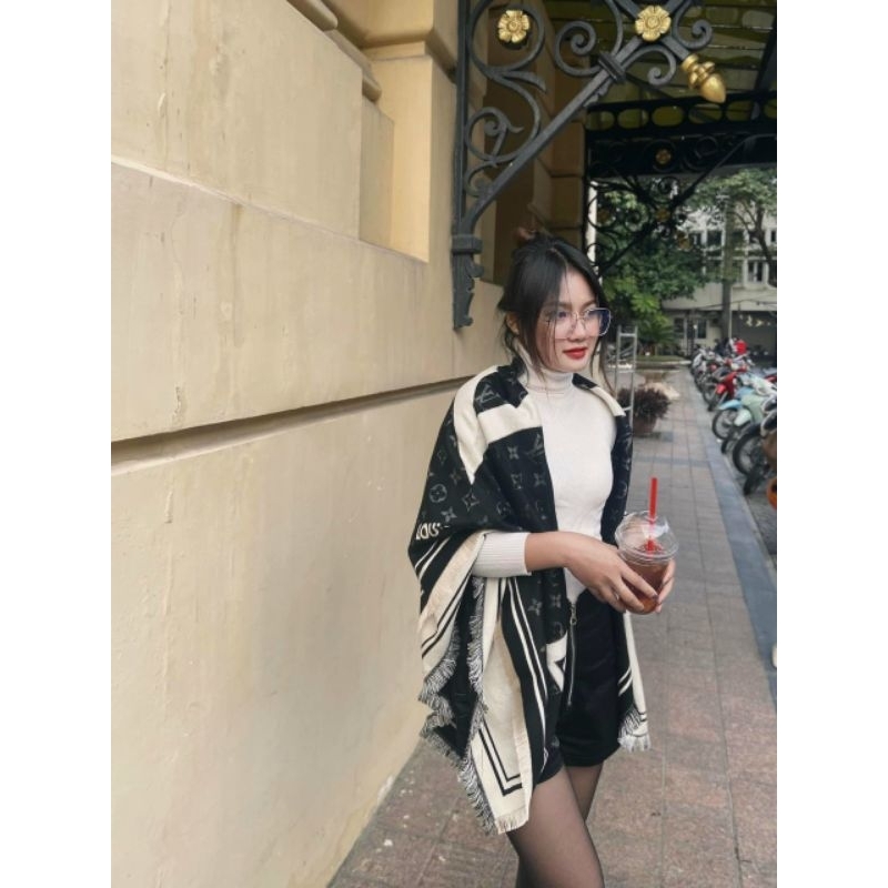 Khăn Choàng Dạ Thỏ Lv Vuông 140x140cm Cao Cấp