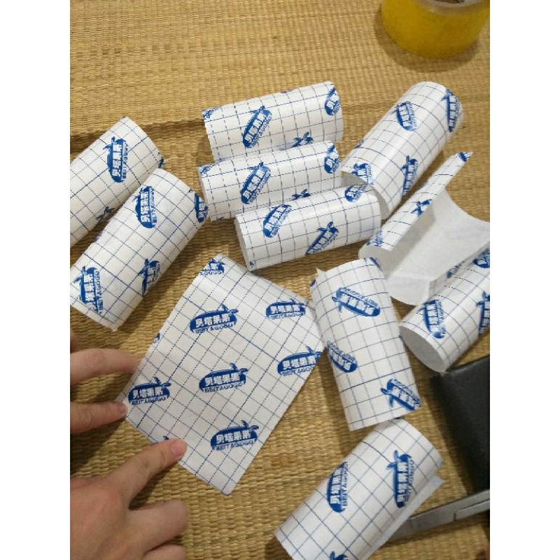 Miếng dán cố định thuốc đắp 10 miếng.