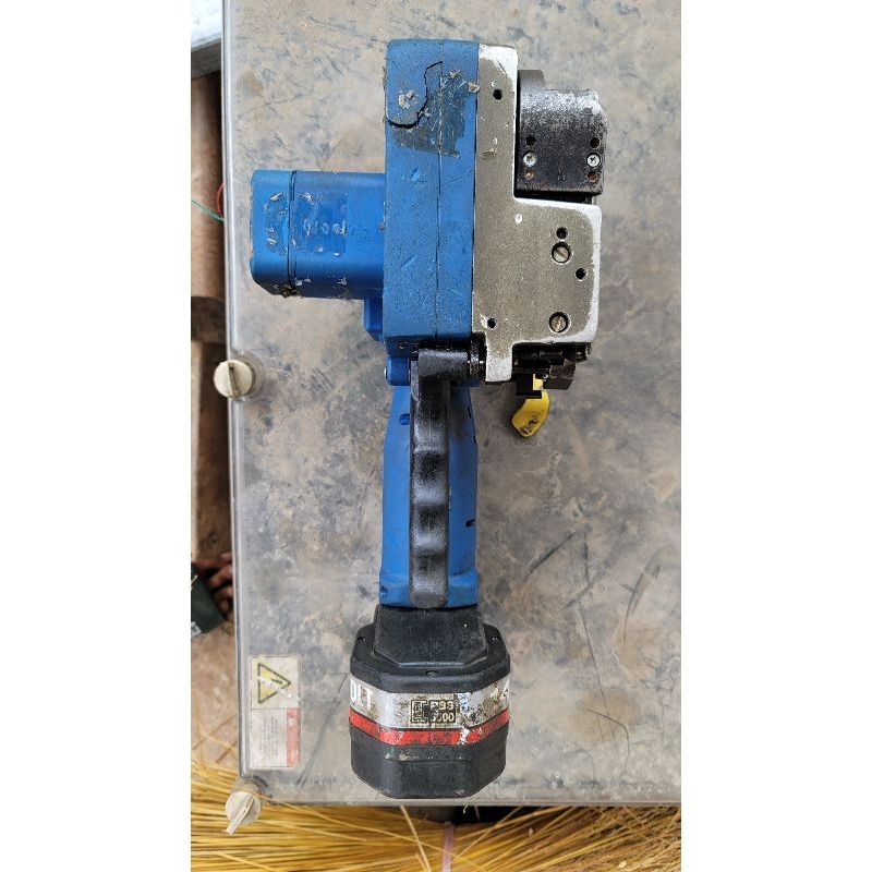 Máy đóng đai nhựa chạy pin