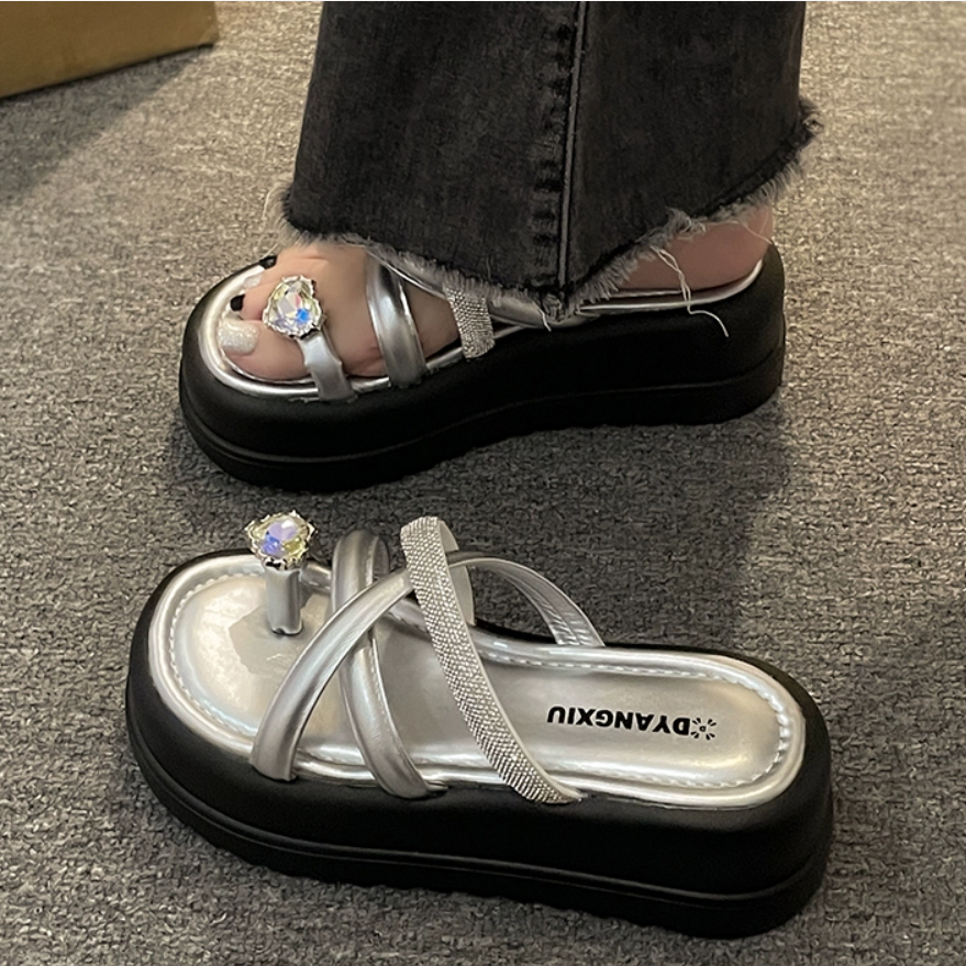 Dép thời trang nữ Dép đan chéo đính đá đế dày nữ đi bên ngoài 2023 dễ phối đồ thường ngày