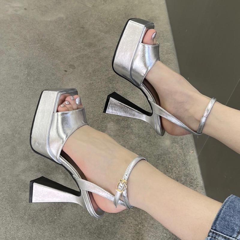 ORDER 🌹 Giày gót đúp da trơn mũi vuông bạc , đen , trắng 11cm 35-39
