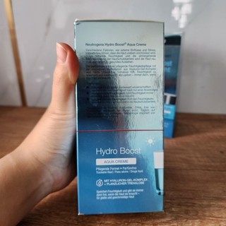 Kem dưỡng da siêu cấp ẩm Neutrogena Hydro Boost