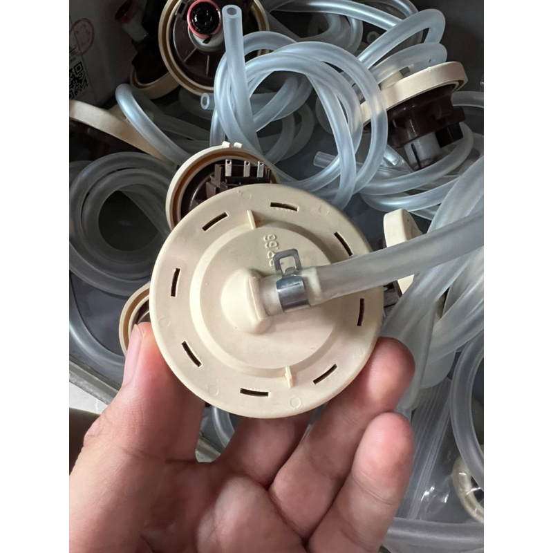 PHAO CẤP NƯỚC MÁY GIẶT LG