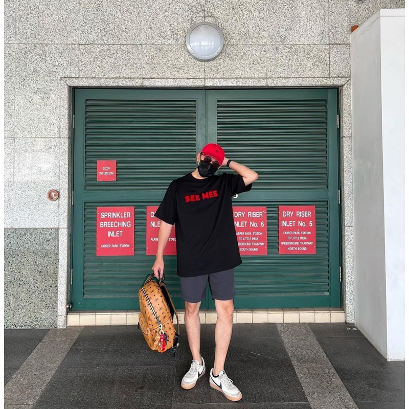 Áo thun phông cotton SEE MEE chữ in đỏ hai phông màu đen trắng dáng rộng đẹp cho nam và nữ