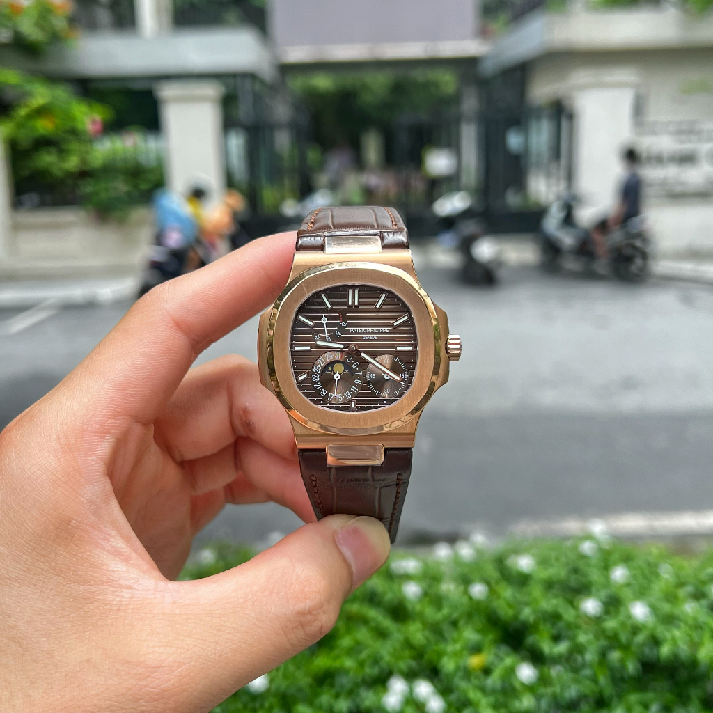 ĐỒNG HỒ NAM PATEK PHILIPE 5712R chocolate dial khung G - Máy Thụy Cal 324 s - Automatic- 40mm BẢO HÀNH 36T