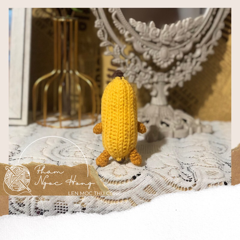 Móc khoá mèo chuối, banana cat, mèo len, len móc thủ công
