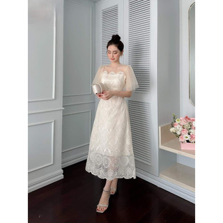 Đầm ren hoạ tiết hoa cánh tiên