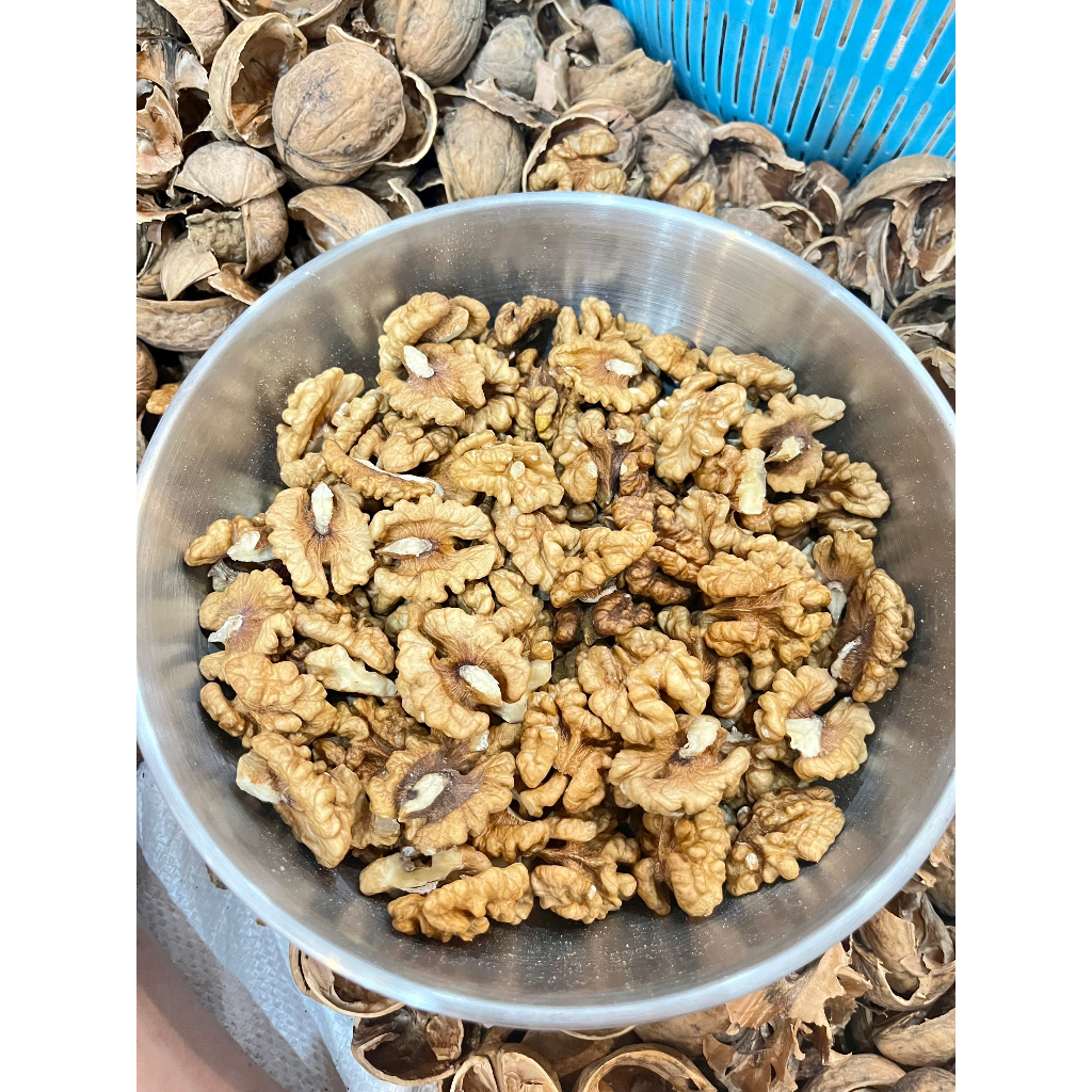 100G Nhân Óc Chó Vàng Sấy Chín Ăn Liền Nấu Sữa Giòn Thơm