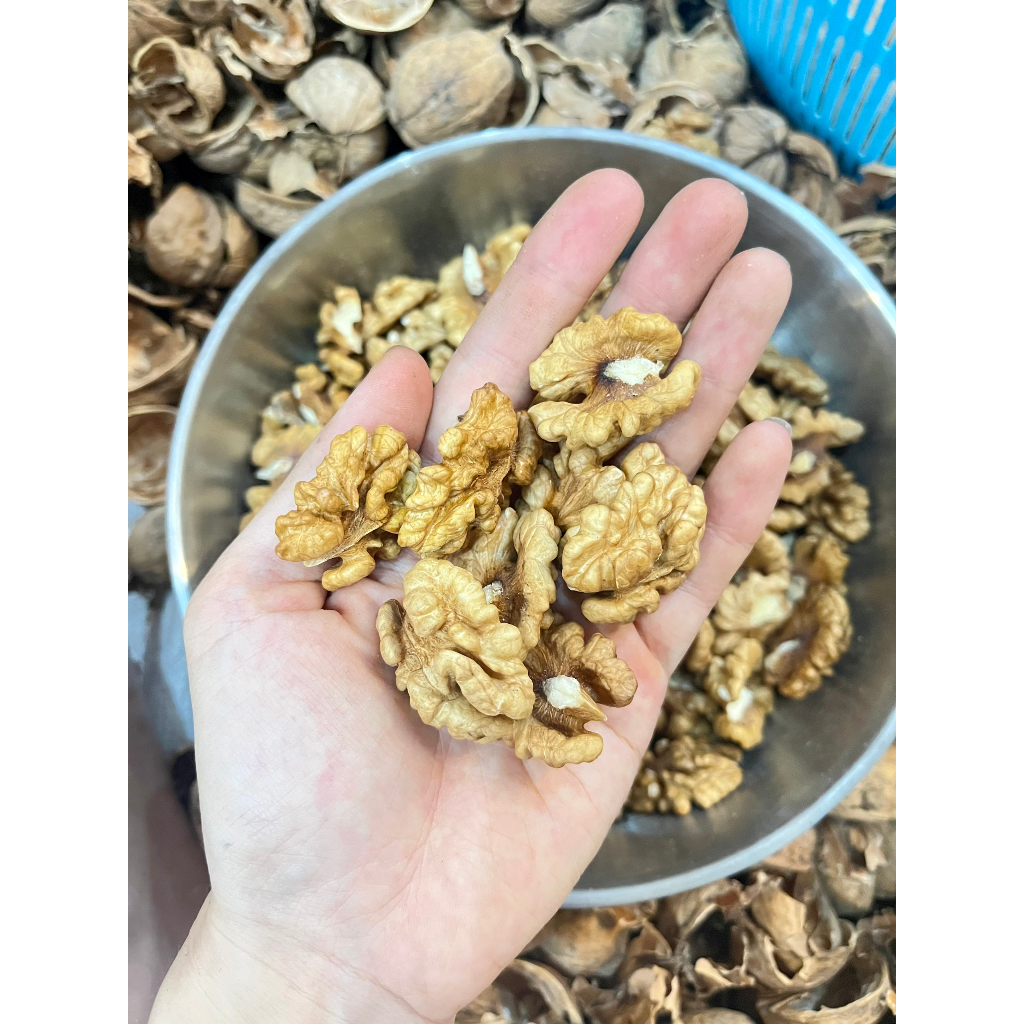 100G Nhân Óc Chó Vàng Sấy Chín Ăn Liền Nấu Sữa Giòn Thơm