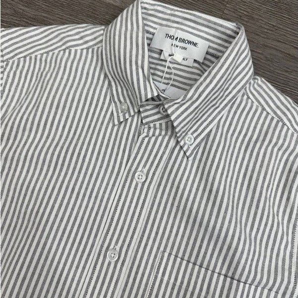 Áo Sơ Mi Thom Kẻ Sọc Ngắn Tay Họa Tiết Thêu 2 tay Vải Cotton Lụa Cao Cấp Phong Cách Sang Chảnh | BigBuy360 - bigbuy360.vn