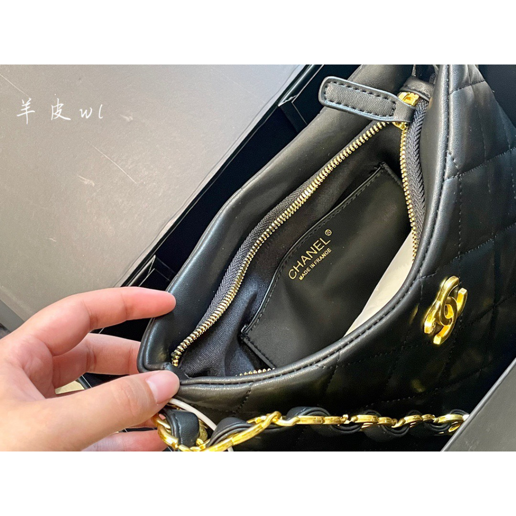 TÚI CHA NEO HOBO SZ23 DA MỊN