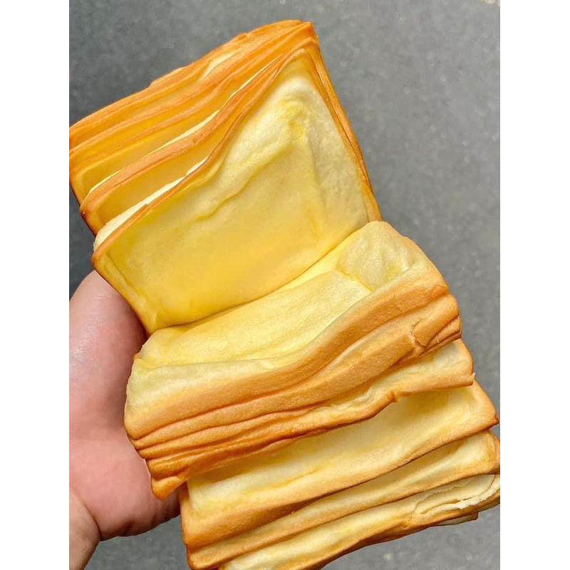 Bánh Mì Gối Bơ Sữa Ngàn Lớp 210gr