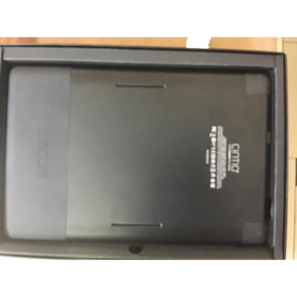 Bảng vẽ wacom cintiq 13 dtk-1300 dtk-1301