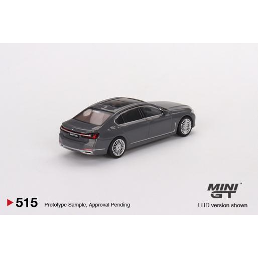 MÔ HÌNH 1:64 MINI GT - BMW 750Li xDrive Bernina Grey Amber Effect