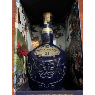Vỏ chai chivas 21 1lit đời mới chai hộp đầu đủ