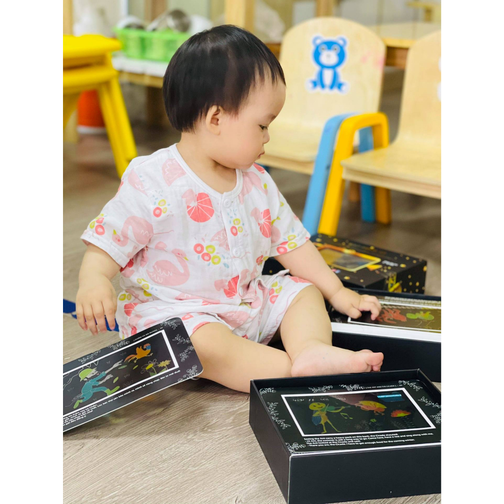 Sách Chiếu Bóng - Rạp Phim 3D 5 Truyện Ngụ Ngôn Cho Bé (2-12 Tuổi) - TNBooks