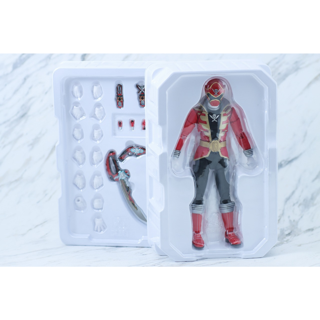 Mô hình SHF Gokai Red 2.0 - S.H.Figuarts SHINKOCCHOU SEIHOU SKC Bandai chính hãng - Siêu nhân hải tặc Gokaiger