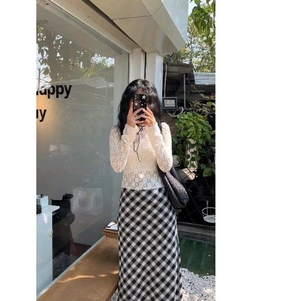 Chân váy kẻ Maxi checked skirt