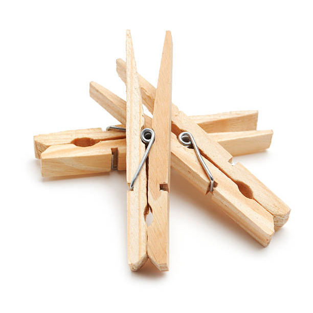 Kẹp hình bằng gỗ thông tặng dây treo