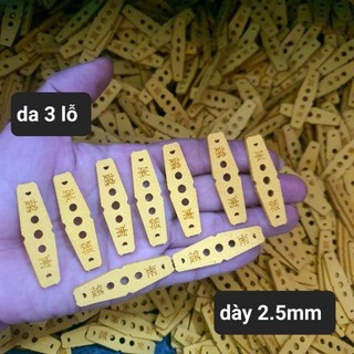 Da chữ tau 3 lỗ màu vàng dày 2.5mm