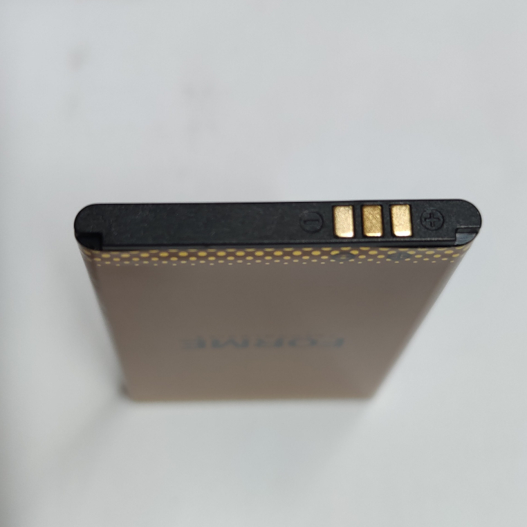 Pin Forme D999, dung lượng pin 1800mAh