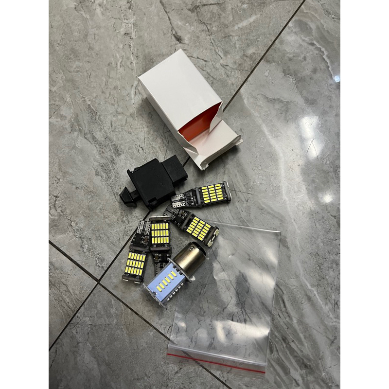 Bóng t15 - nháy hậu - cục nháy nhanh - công tắc haza cho các dòng xe