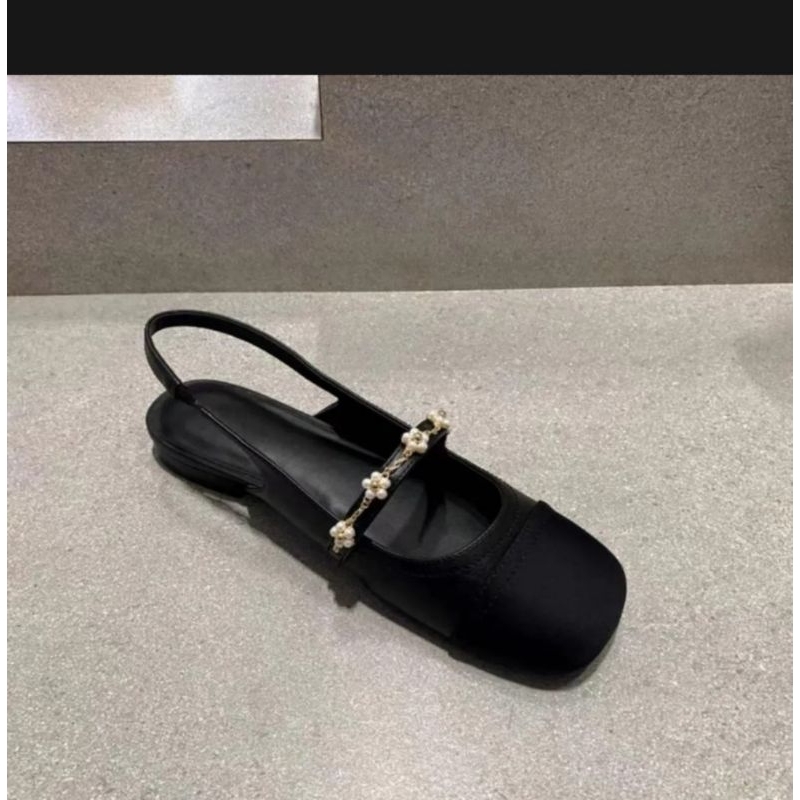 Giày búp bê hở gót đính hoa nhí ngọc. 937