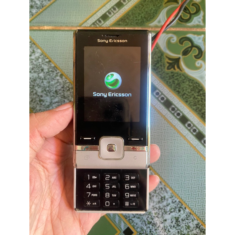 Xác điện thoại Sony Ericsson T715 màn lên đẹp