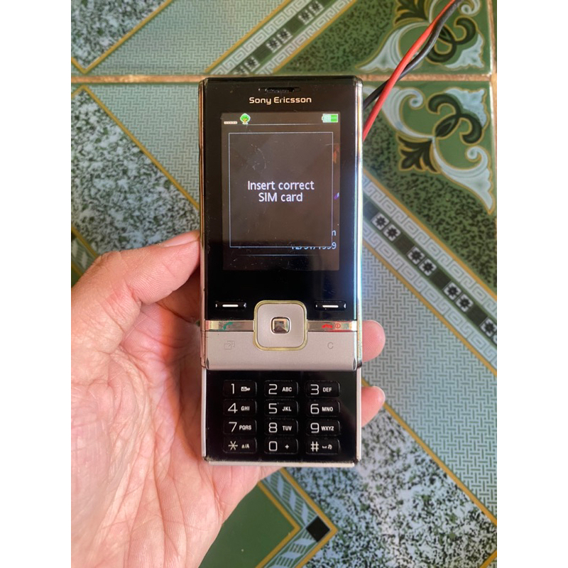 Xác điện thoại Sony Ericsson T715 màn lên đẹp