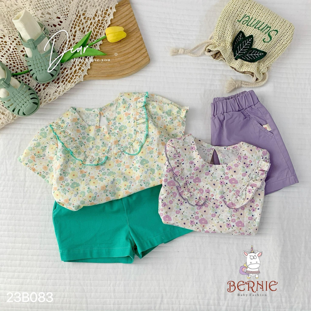 Bộ áo cộc tay hoa nhí phối quần đùi kaki Bernie cho bé gái