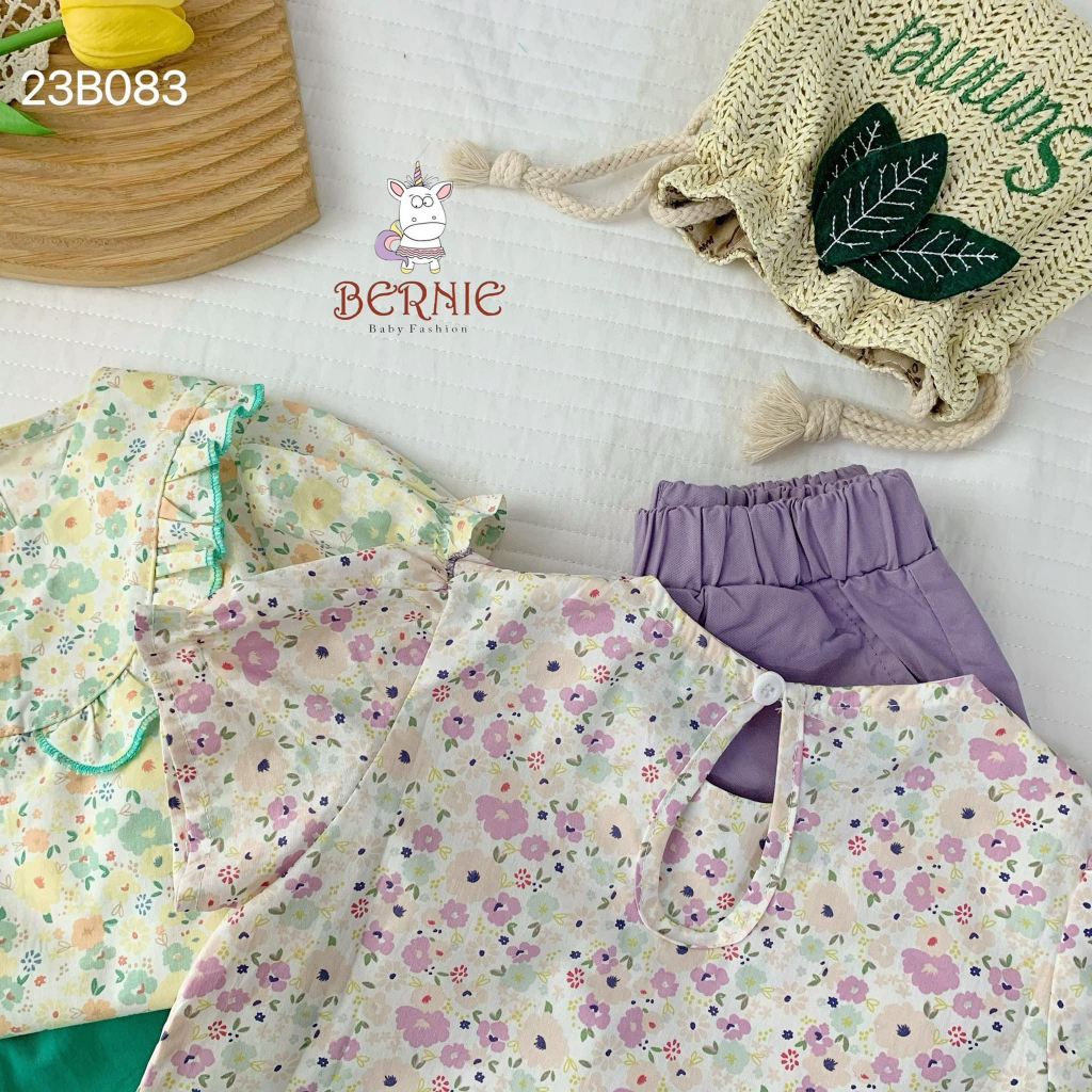 Bộ áo cộc tay hoa nhí phối quần đùi kaki Bernie cho bé gái