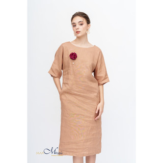 Đầm MaxMessi Premium Collection linen tưng dáng rộng vai đỗ cổ tròn Eliza