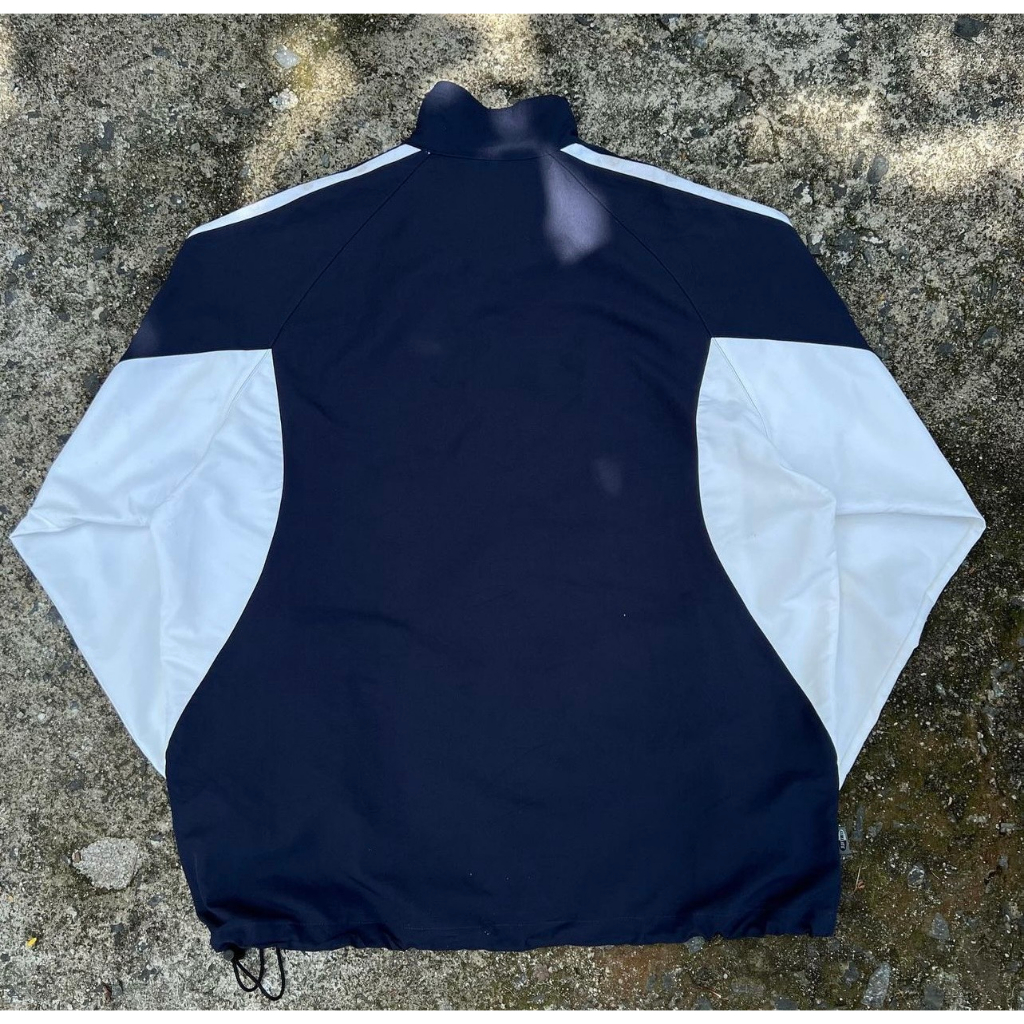 Áo khoác ADIDAS  phối sọc siêu xịn xò , chất gió dày dặn 2 lớp cao cấp , mang thoải mái COOL STORE M6