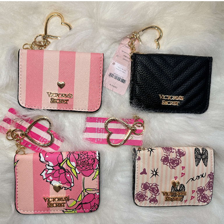 Ví đựng thẻ Victoria Secret kèm khoá tim xinh xắn