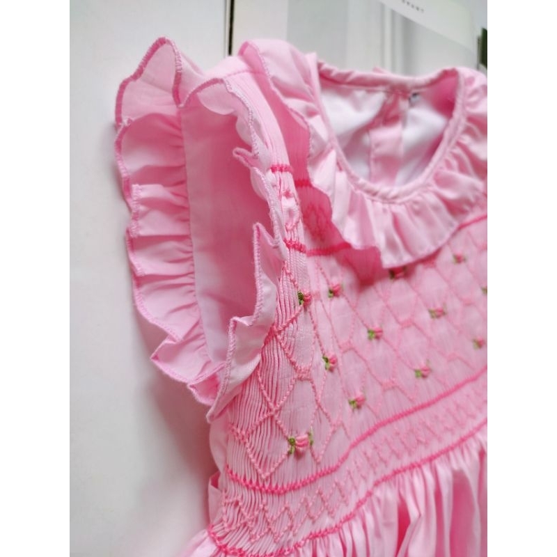 Đầm Smock hồng cổ tròn cho bé gái 9kg - 29kg