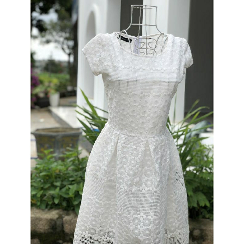 VÁY REN TRẮNG NỮ