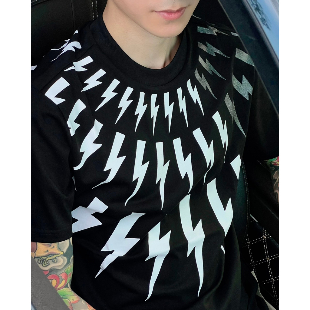 Áo Phông Nam Nữ Neil Barrett In Tia Sét Nhũ Kim Tuyến Cao Cấp, Áo Thun Thời Trang Nam Siêu Cấp Hot Trend Hè 2023 | BigBuy360 - bigbuy360.vn