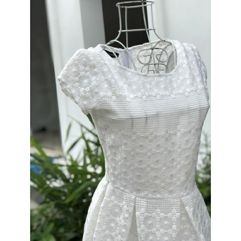 VÁY REN TRẮNG NỮ