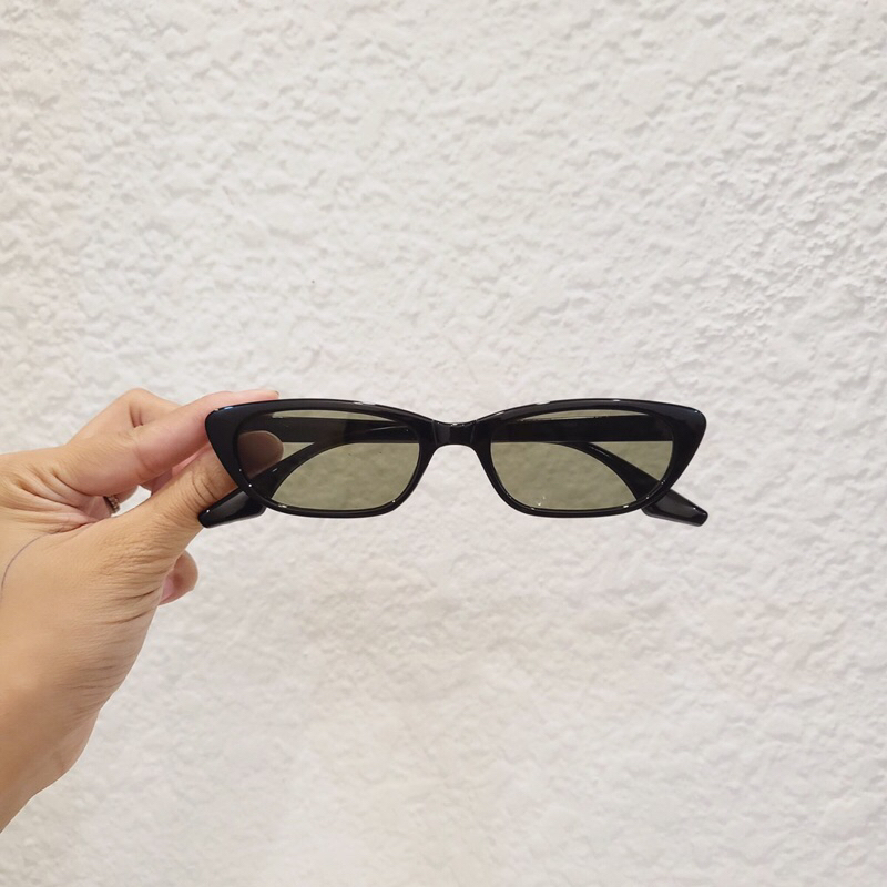 Kính râm thời trang nam nữ UV400 mắt xếch chữ nhật