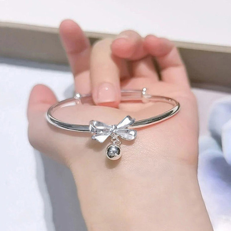 beautycoco🍊Vòng Đeo Tay Bạc Đính Chuông Nơ Ngọt Ngào Dễ Thương Làm Quà Tặng Cho Bạn Gái/ Bạn Gái