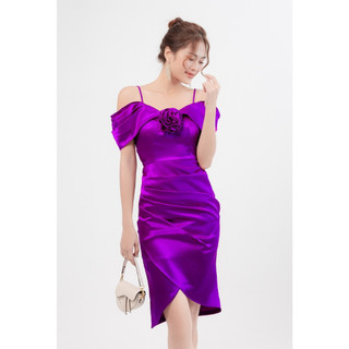 ĐẦM BODY THIẾT KẾ 2 DÂY TRỄ VAI NGỰC ĐÍNH HOA - YB230628