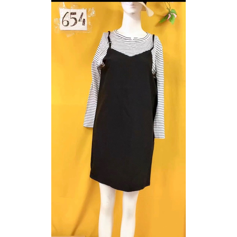 đầm kiểu yếm sọc phối đen dài tay freesize.S654
