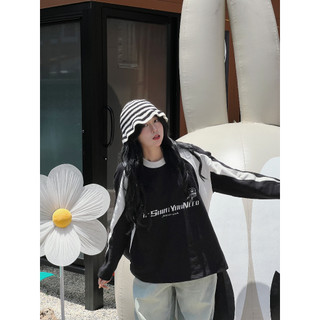 Áo Sweater TSUN Patchwork - Tay Dài - [UNISEX] - Đen - Logo Thêu