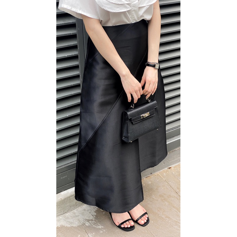 Áo sơ mi Christa thô mềm mát ngắn tay không nhăn cổ cách điệu